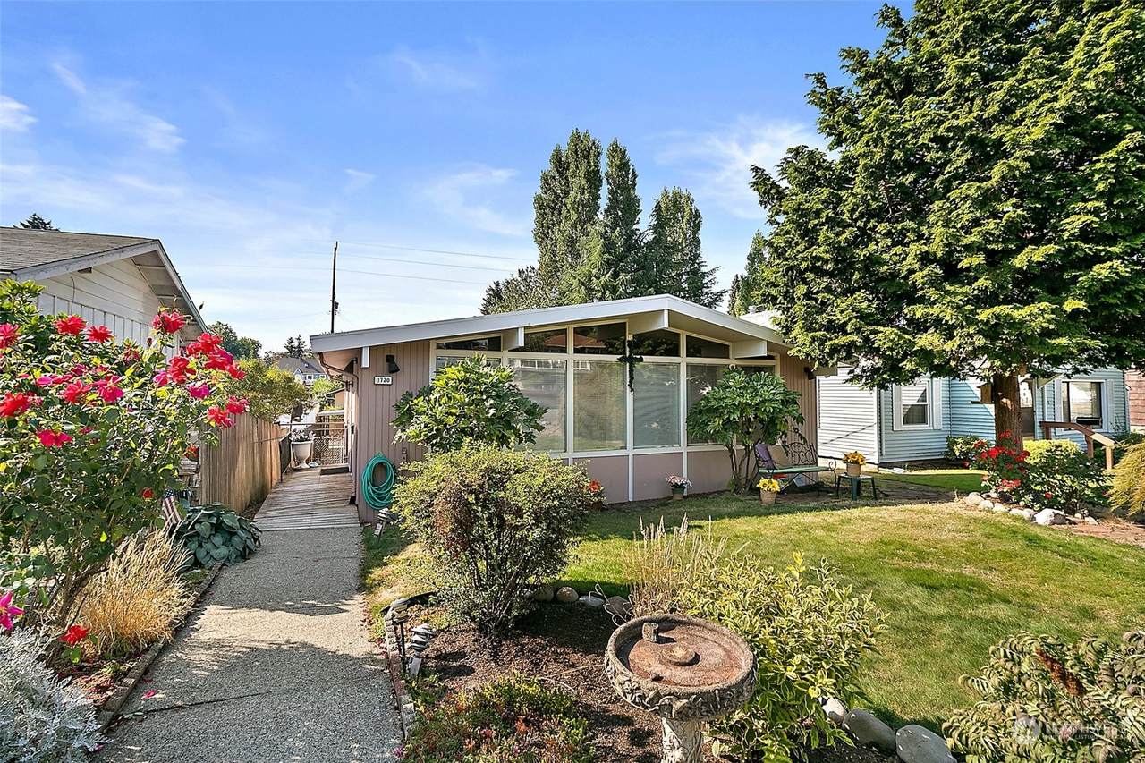 1720 Durango Street - Photo 1