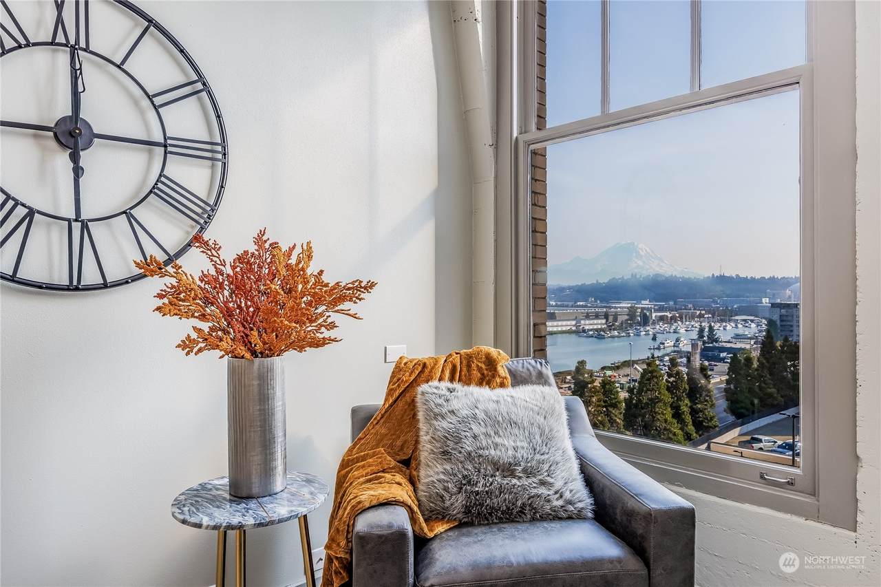 1120 Cliff Avenue - Photo 1