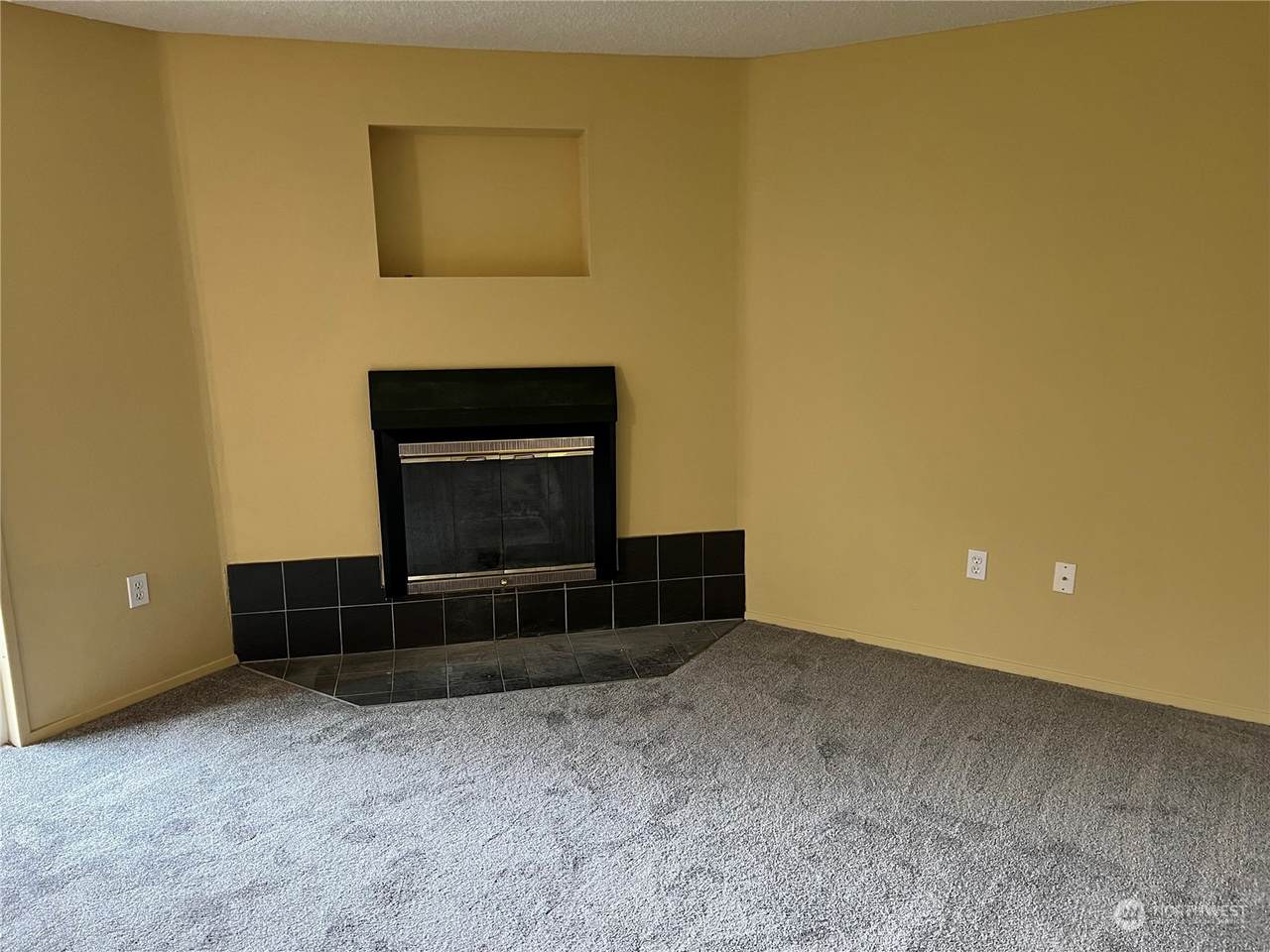 1844 Central Place - Photo 1