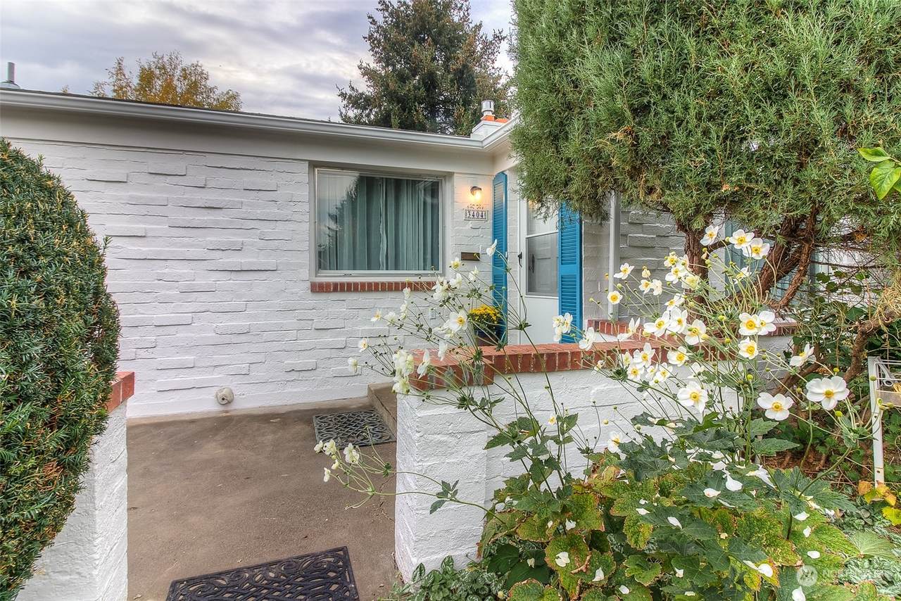 3404 Yakima Avenue - Photo 1
