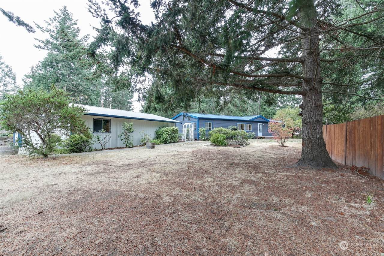 1031 Donald Avenue - Photo 1