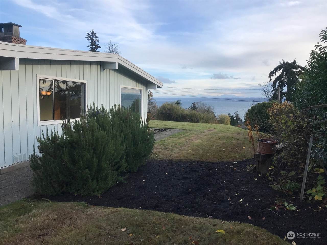 22817 Jefferson Point Road - Photo 1