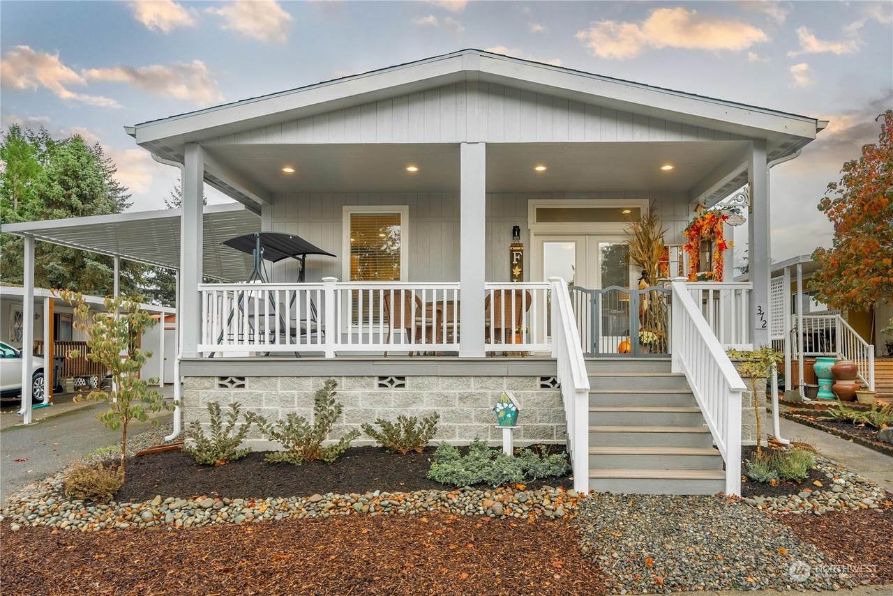 1111 Archwood Drive - Photo 1