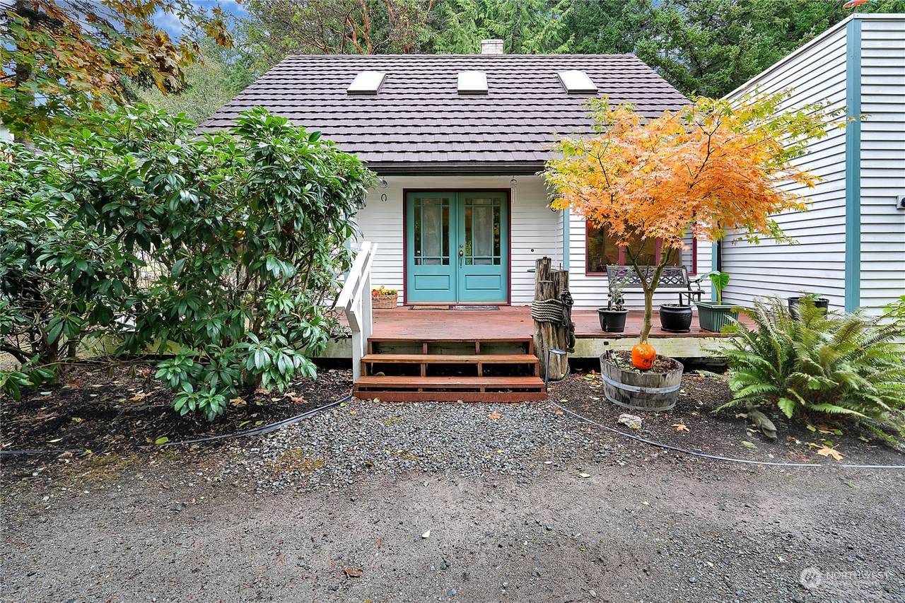 604 Shelter Bay Drive - Photo 1