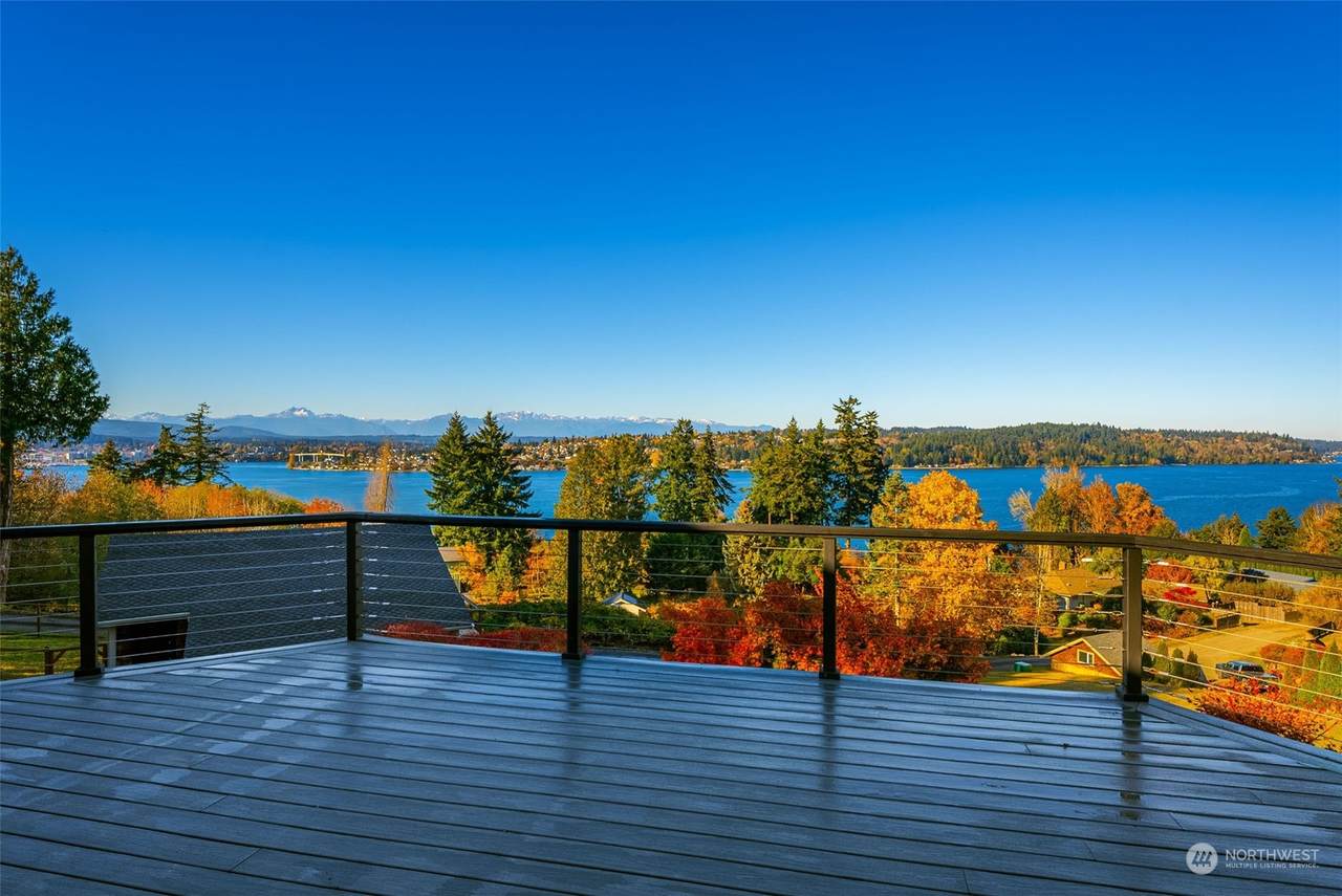 4982 Hillcrest Drive - Photo 1