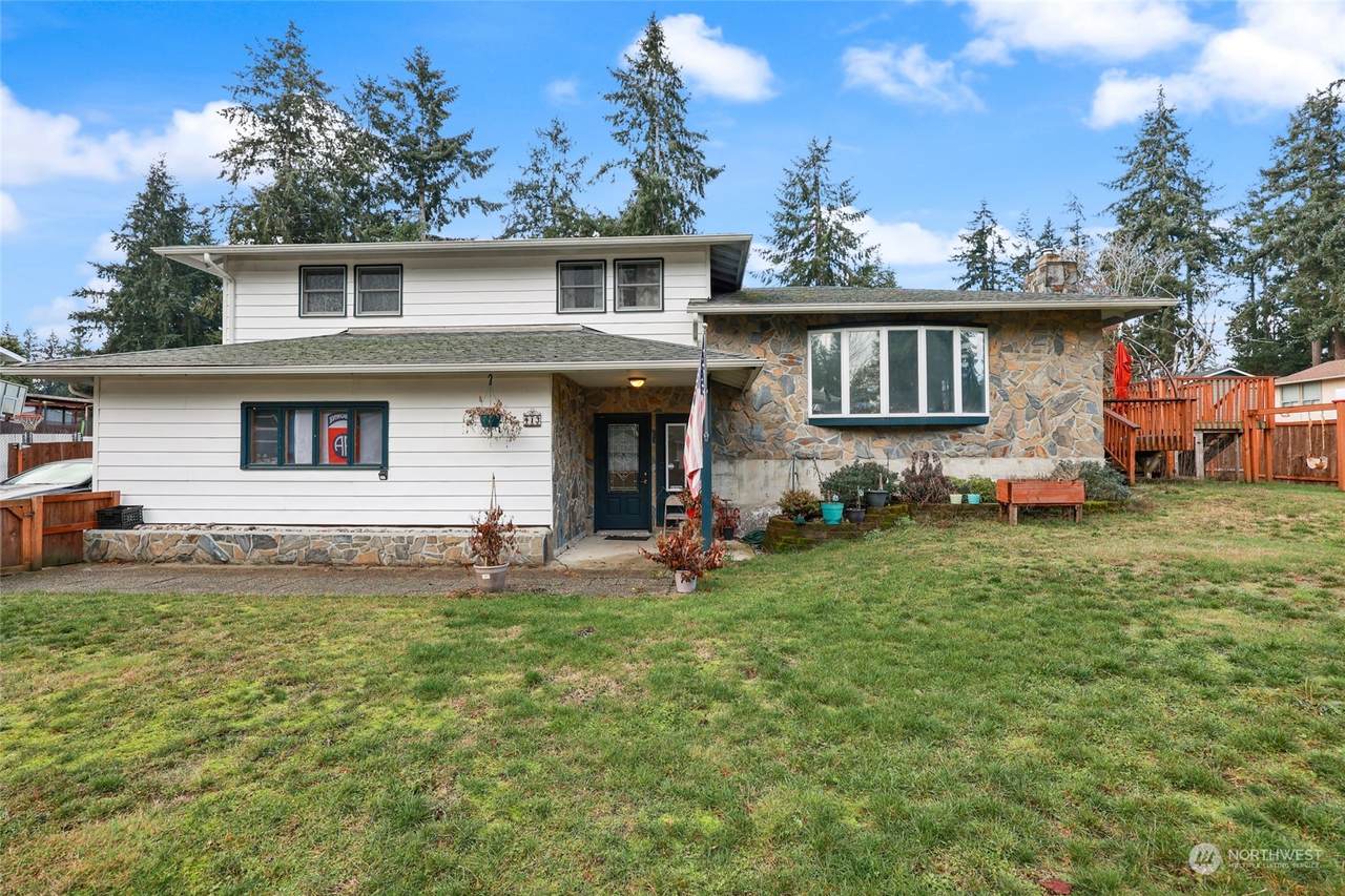 413 Trailblazer Street - Photo 1