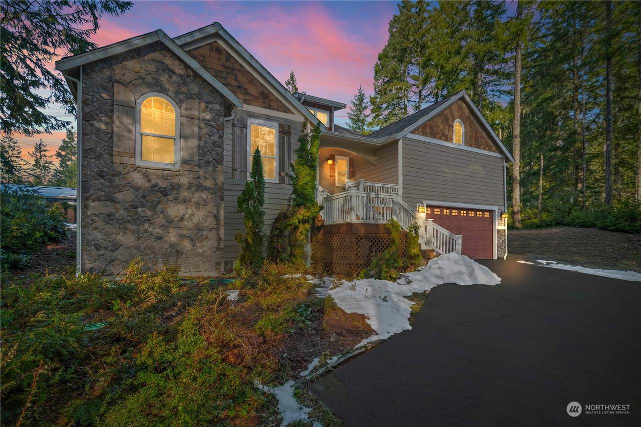 680 Vine Maple Lane - Photo 1