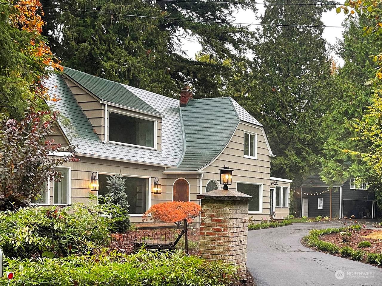 18208 40th Avenue - Photo 1