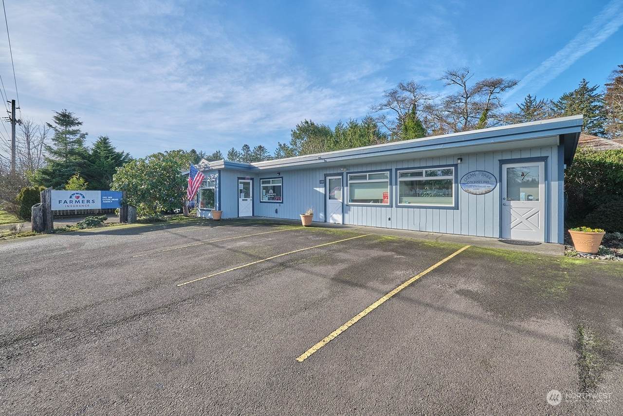 25211 Vernon Avenue - Photo 1