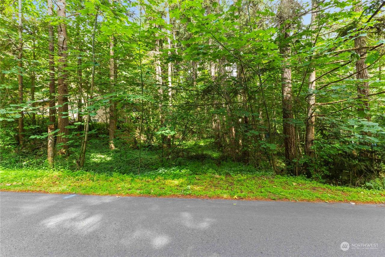 17937 Clear Lake Boulevard - Photo 1