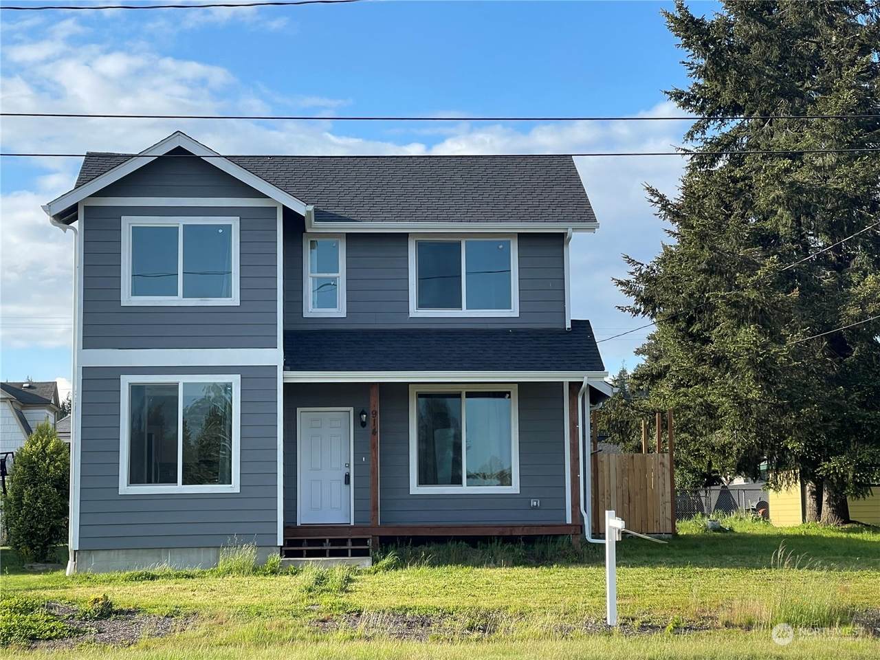 914 Main Street - Photo 1