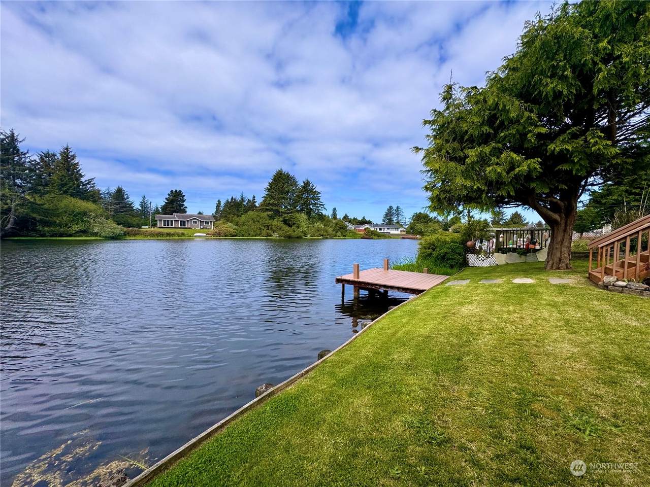 141 Canal Drive - Photo 1
