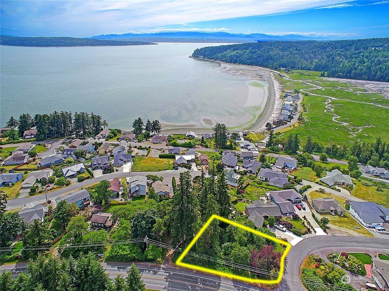 376 Moana Drive - Photo 1