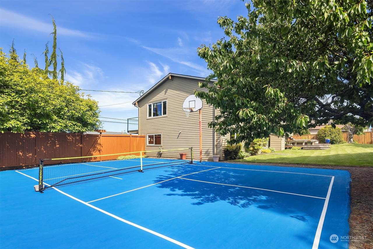 1115 8th Avenue - Photo 1