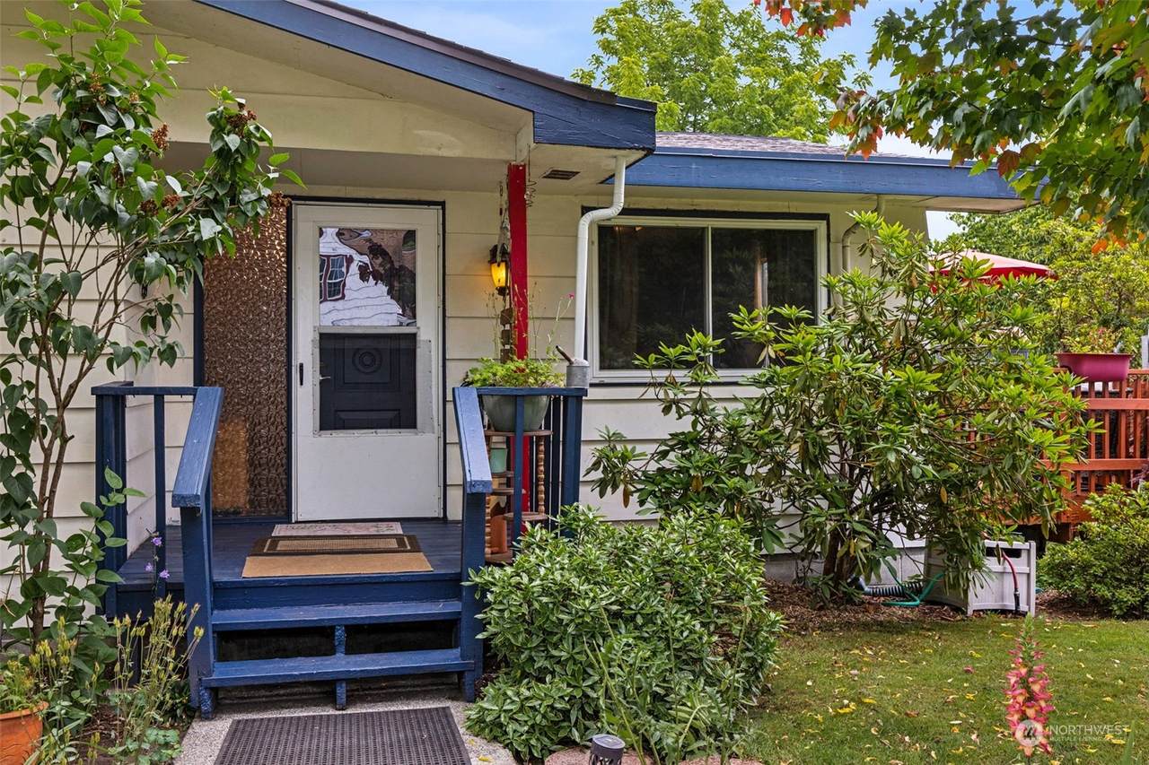 496 Central Avenue - Photo 1
