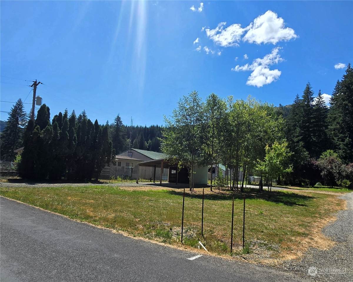 126 Chapman Street - Photo 1