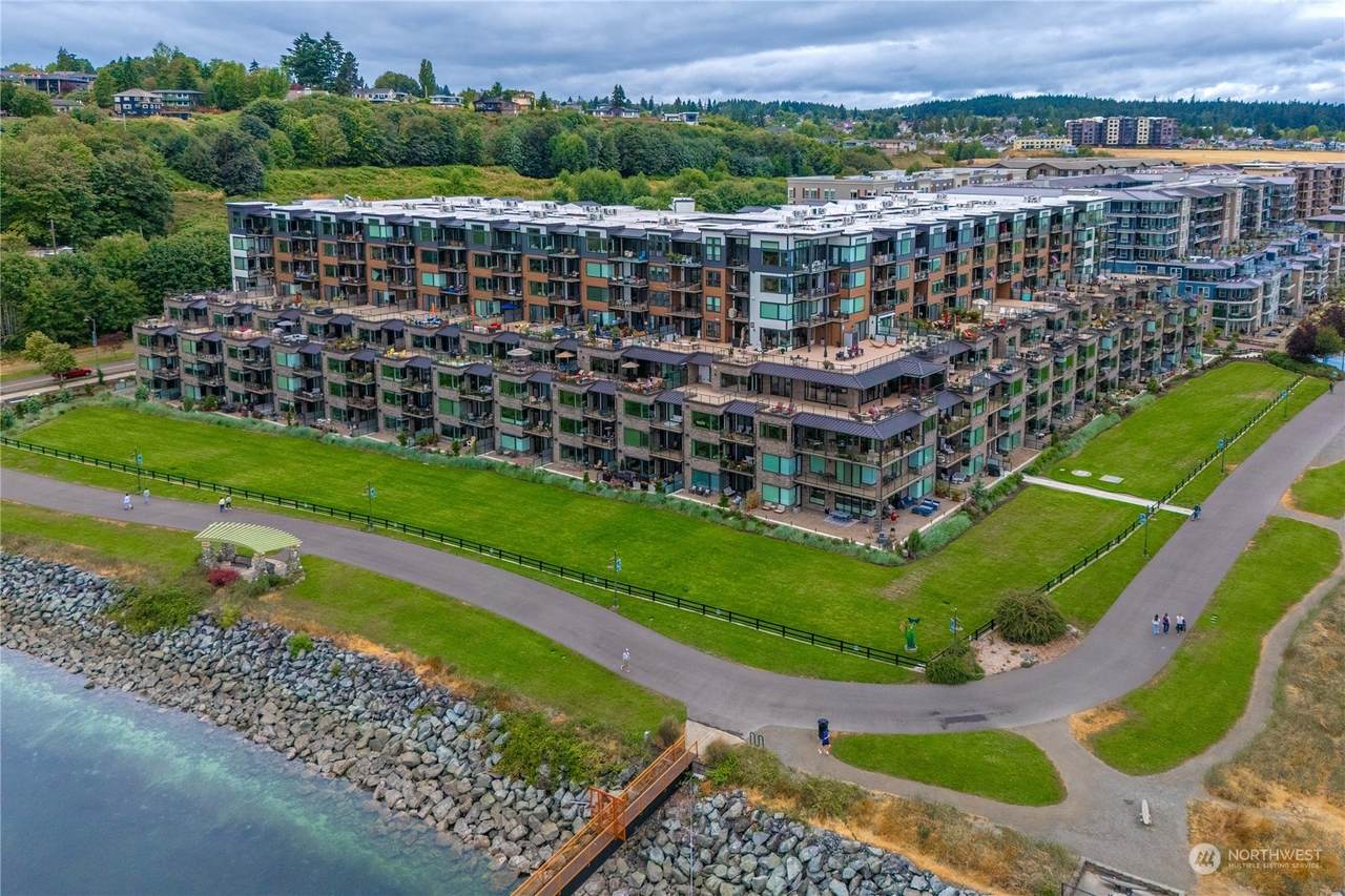 4907 Main Street - Photo 1