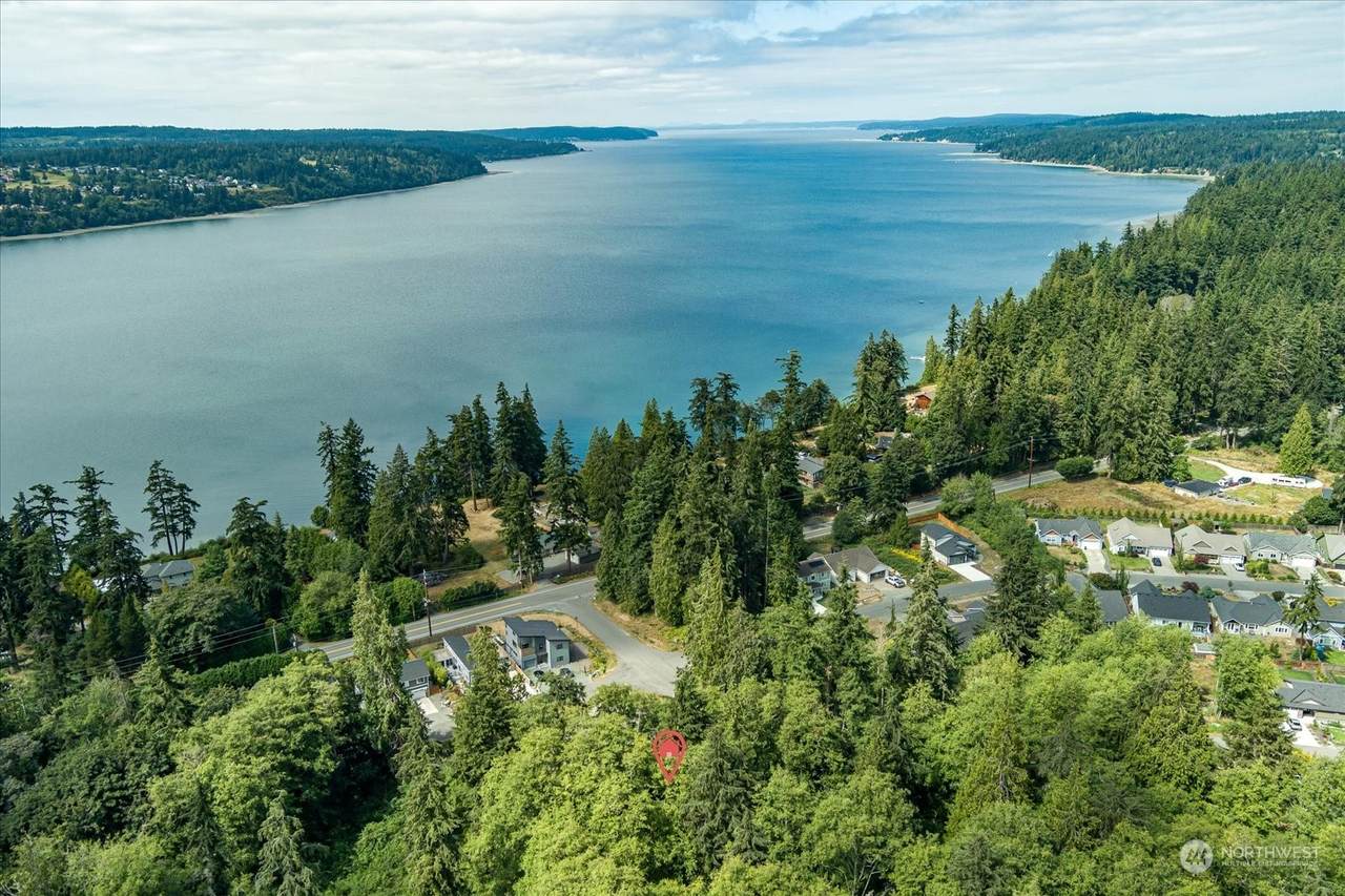 1774 Twin Oaks Lane - Photo 1