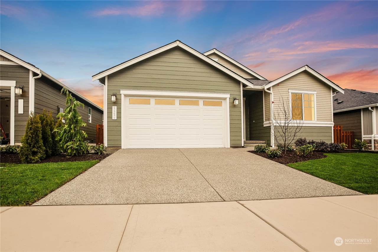 2520 Acer Loop - Photo 1