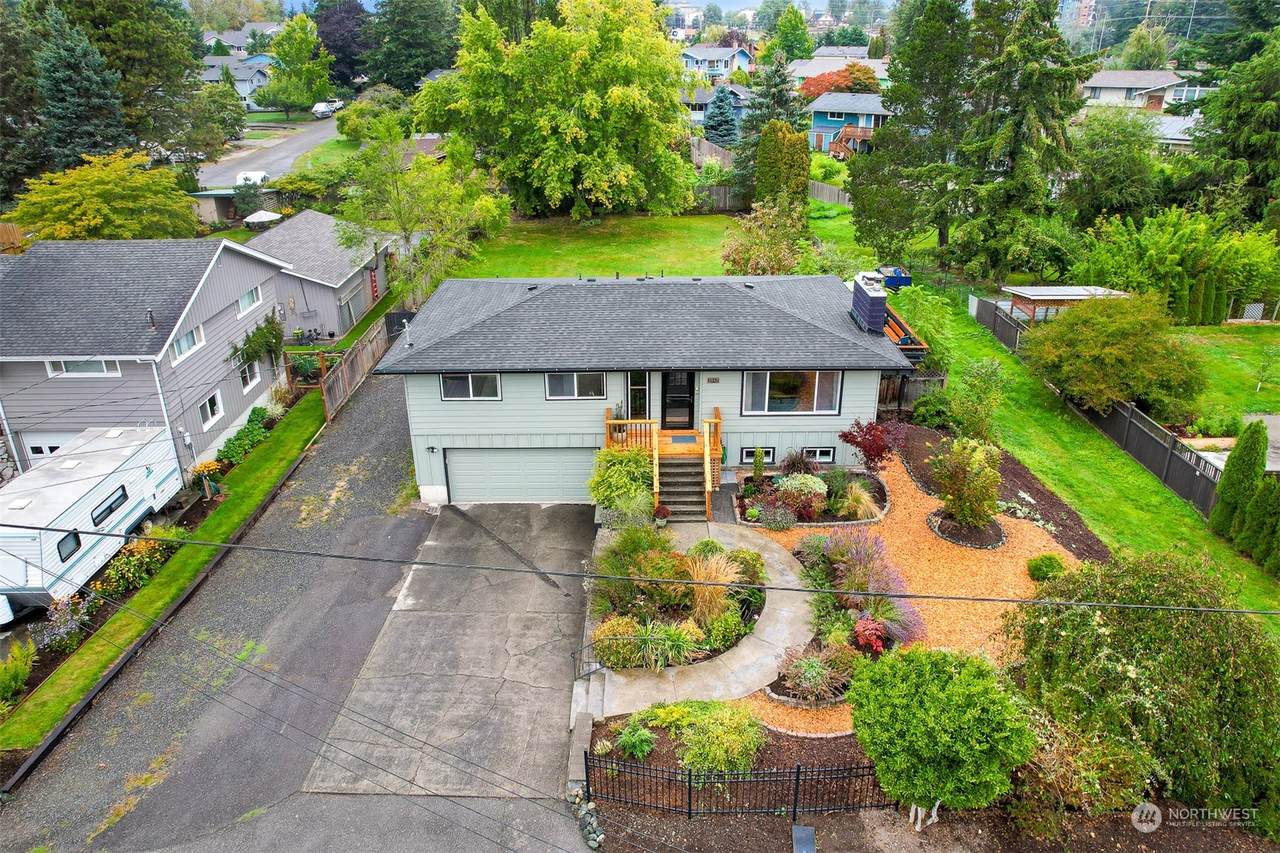 2842 Mcleod Road - Photo 1