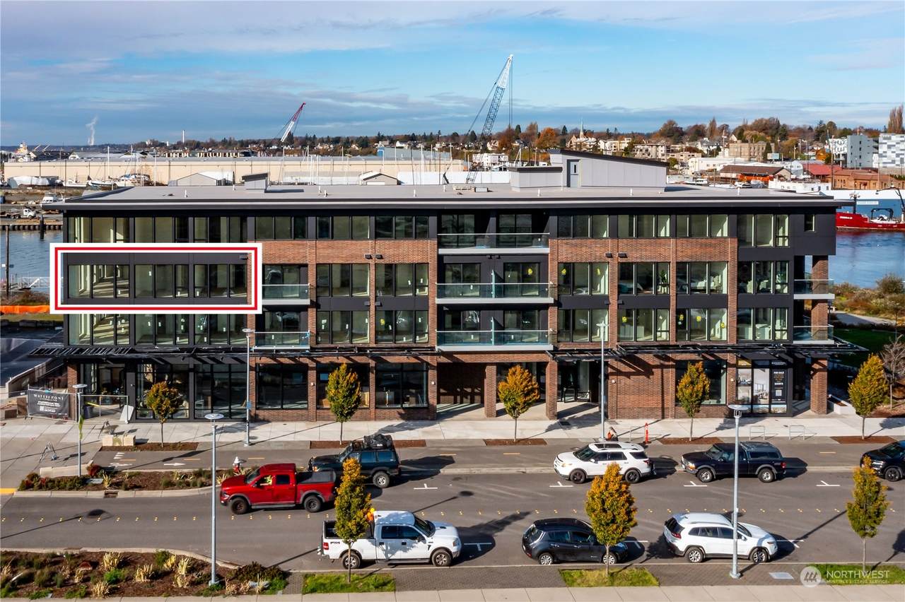 1025 Granary Avenue - Photo 1