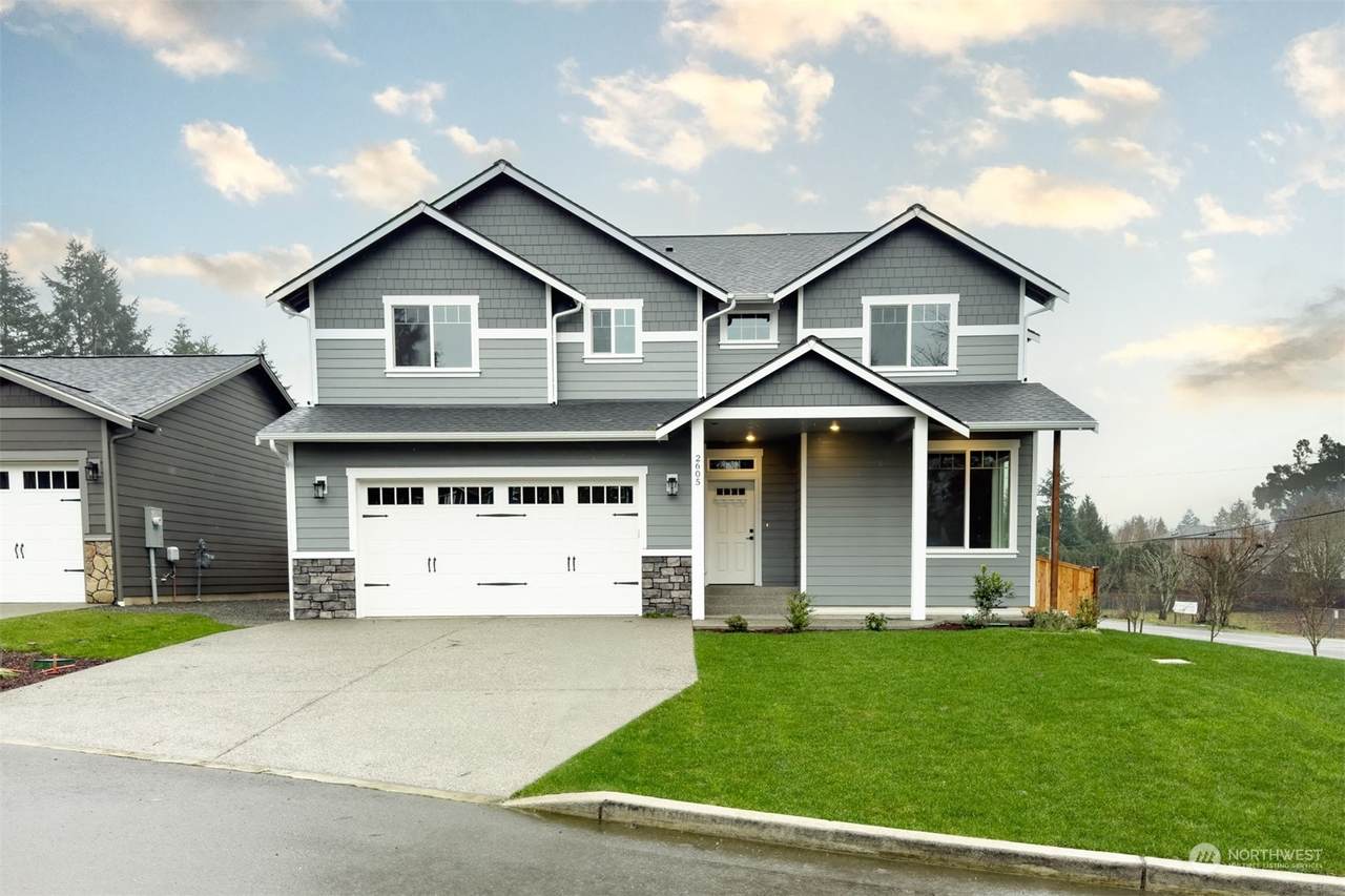 2605 43rd Lane - Photo 1