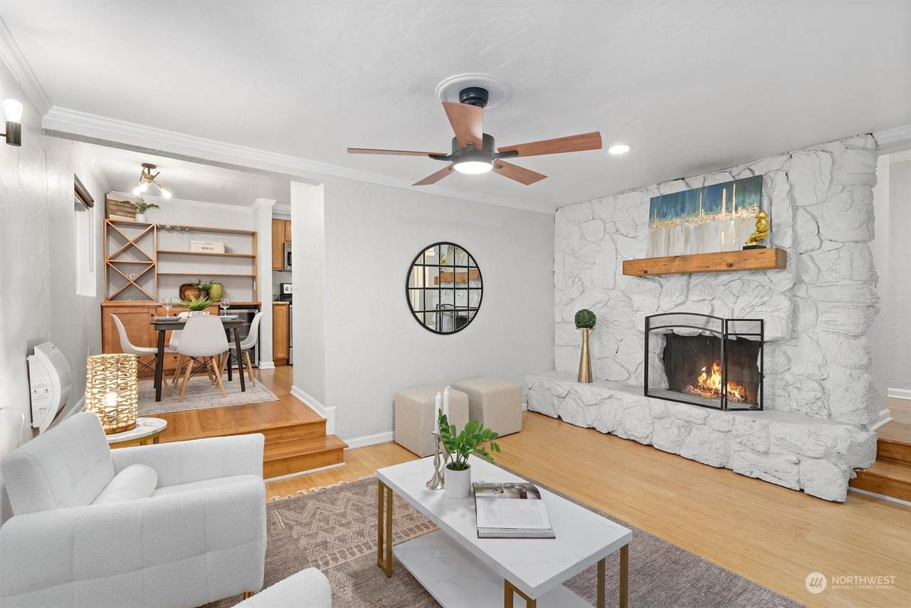 5038 California Avenue - Photo 1