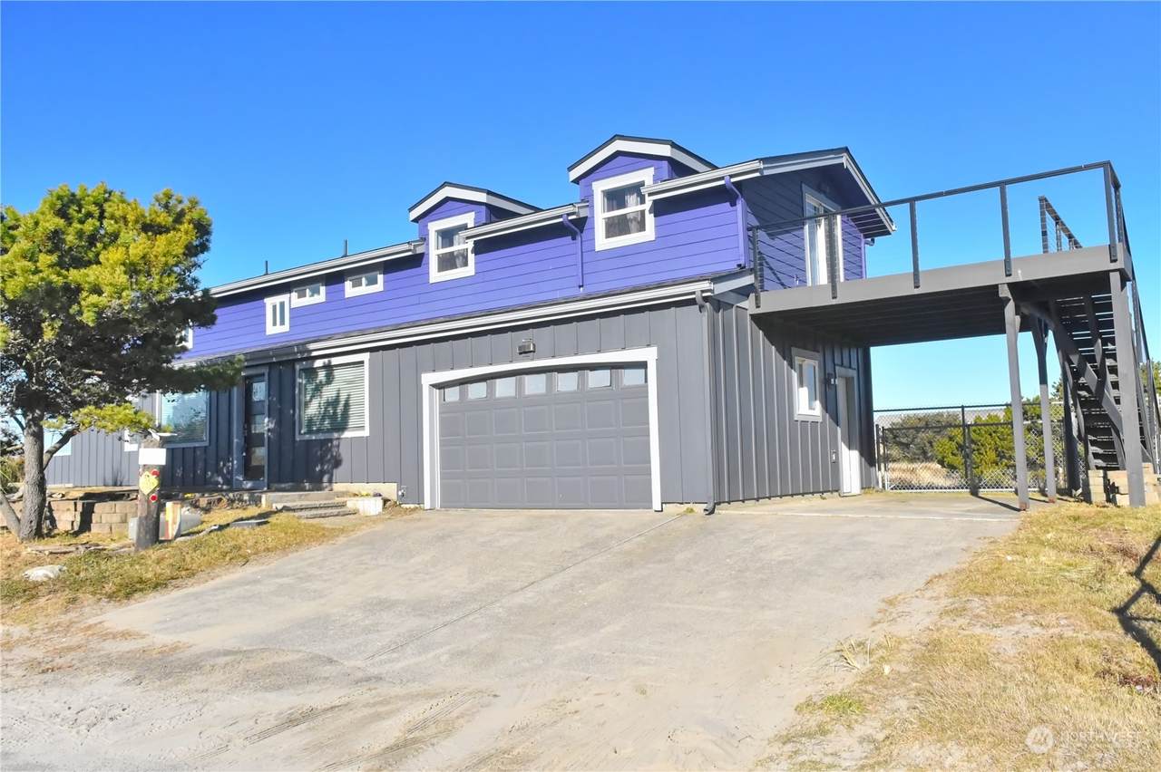 701 Oysterville Road - Photo 1