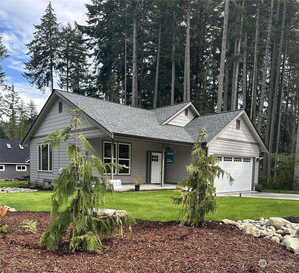 11813 Island Drive - Photo 1