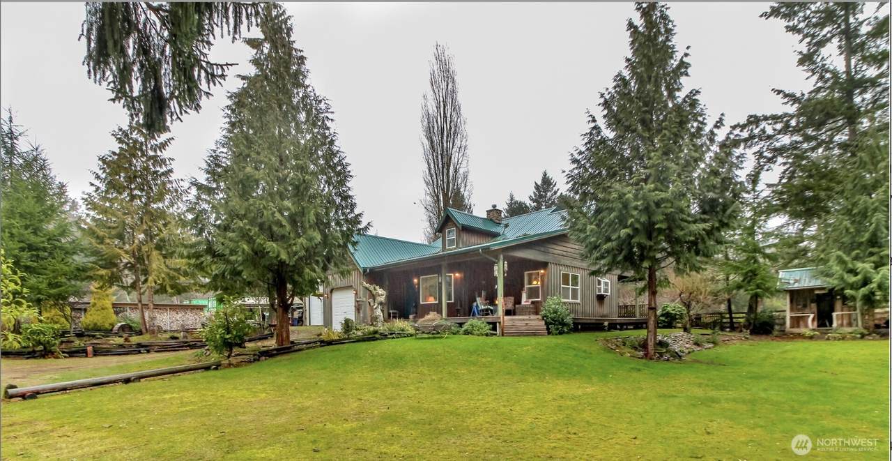 16401 352nd Street - Photo 1