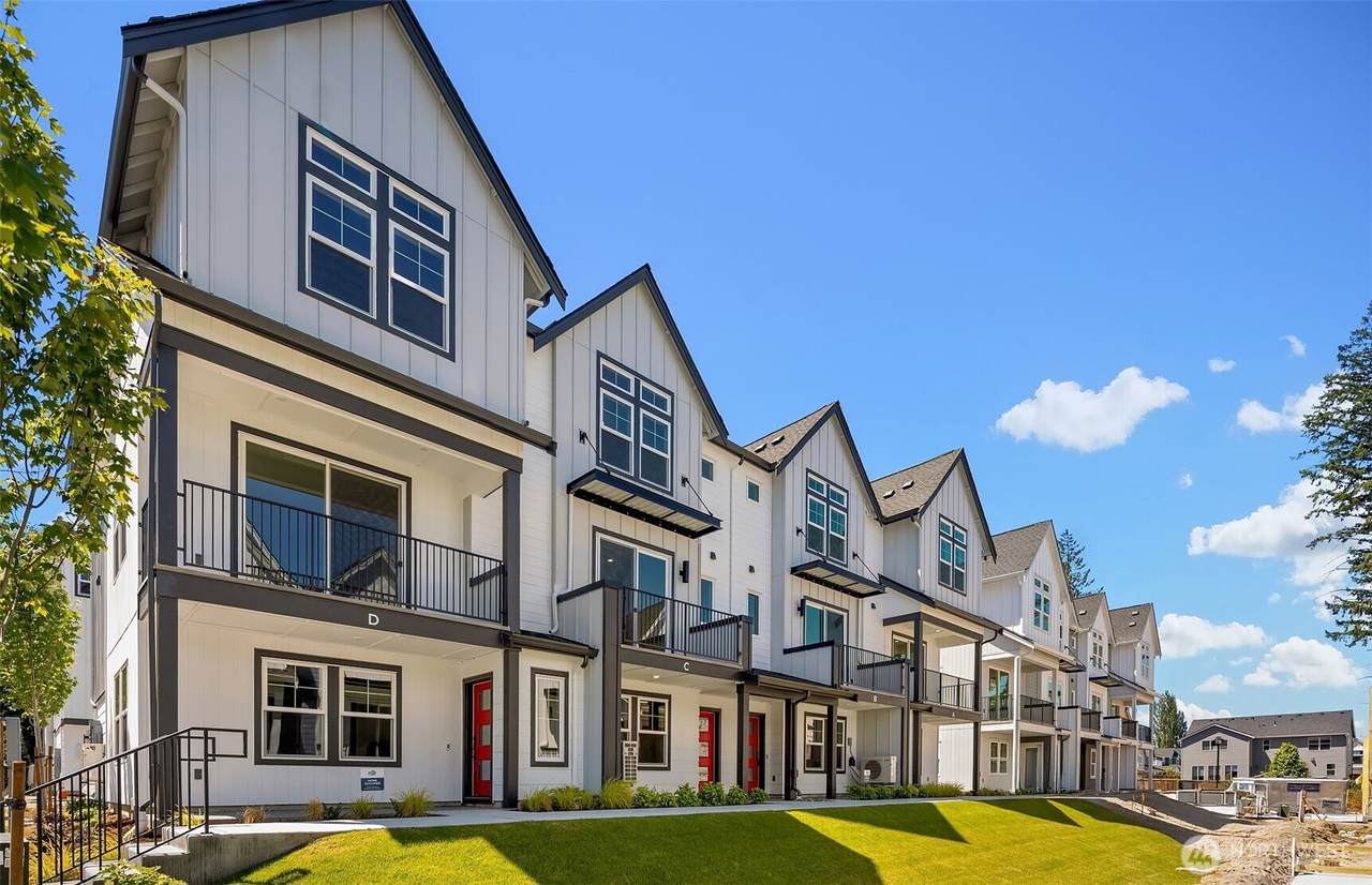 9017 203rd Court - Photo 1