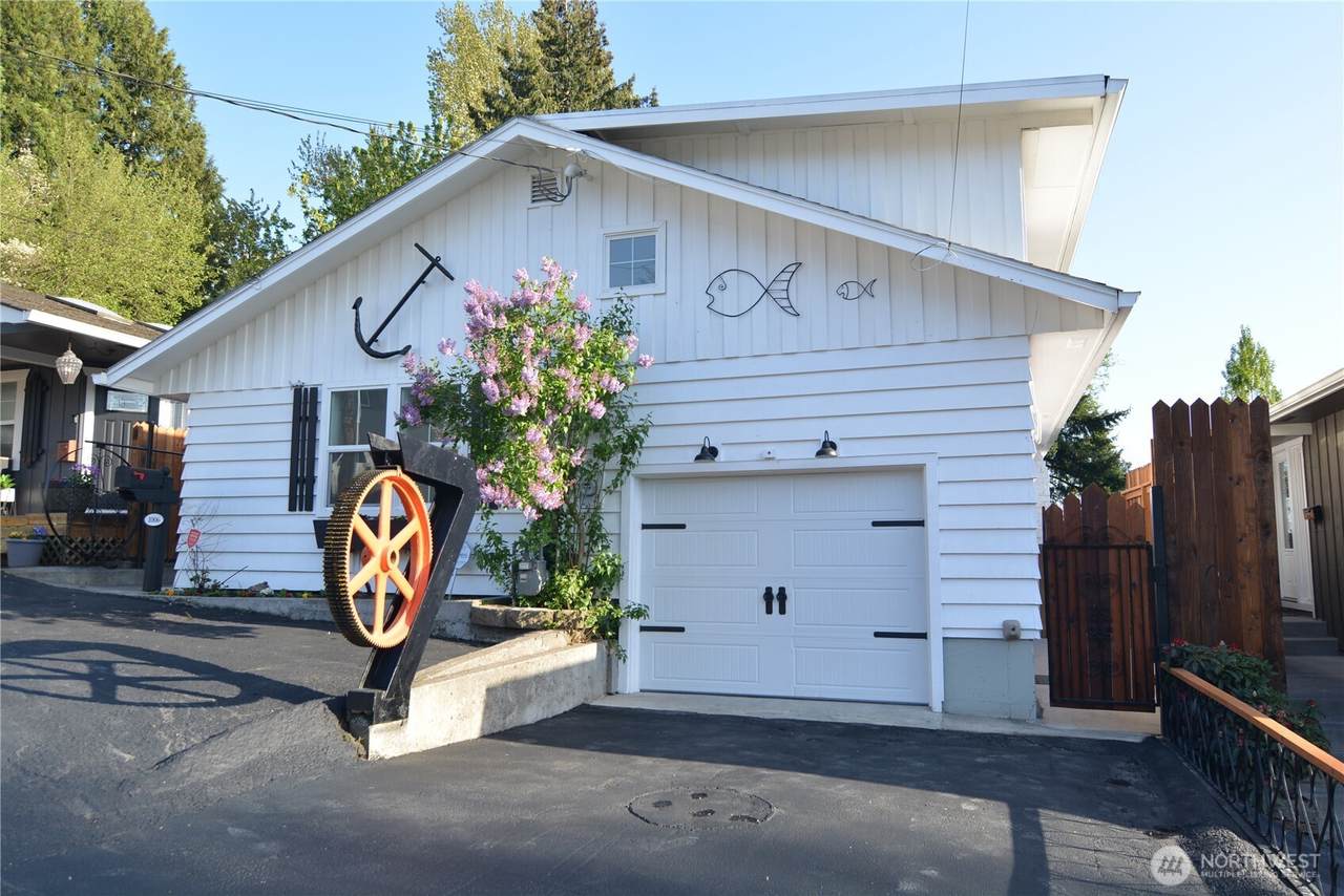 1006 Cowlitz Way - Photo 1