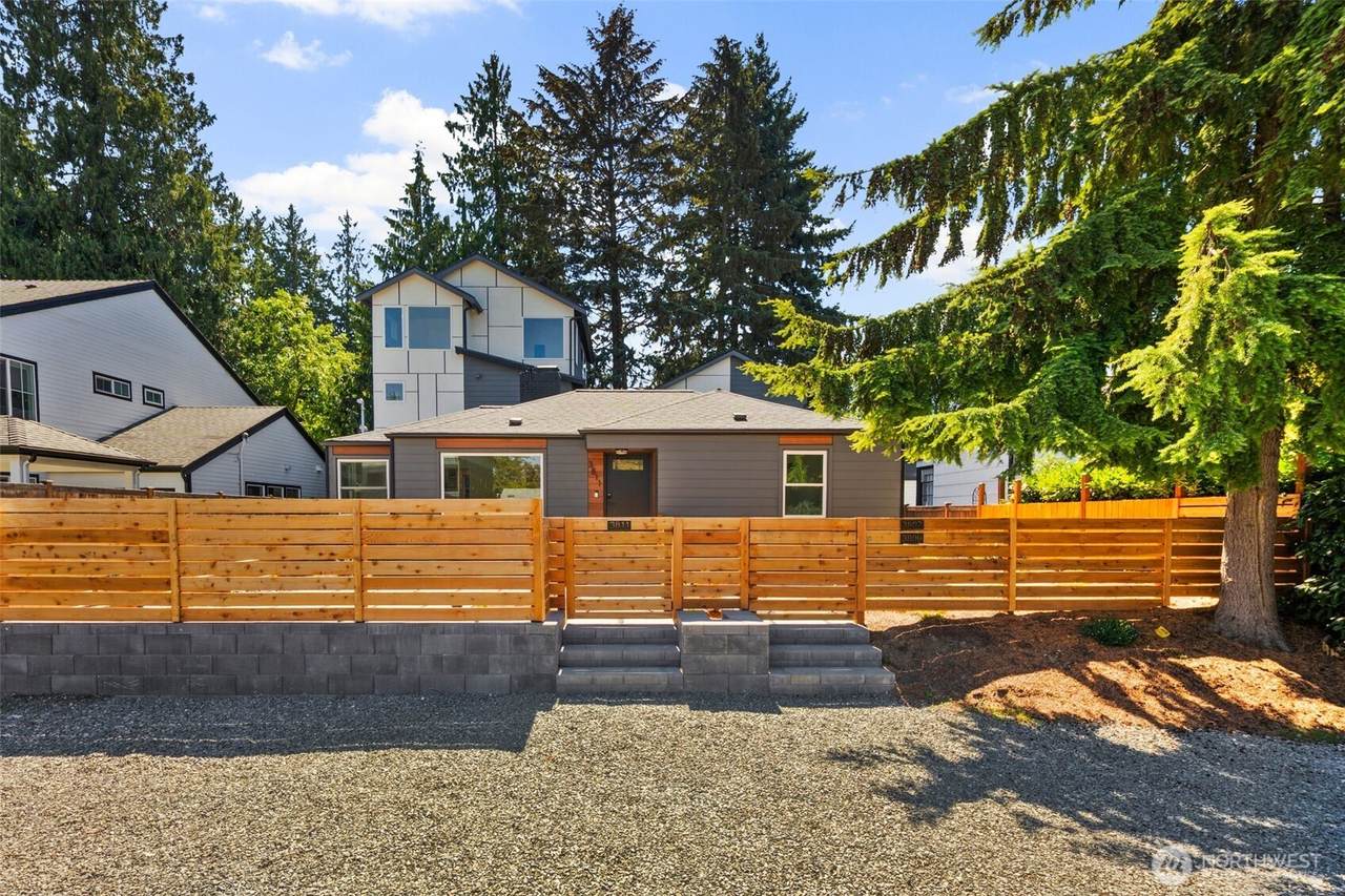 3811 89th Street - Photo 1