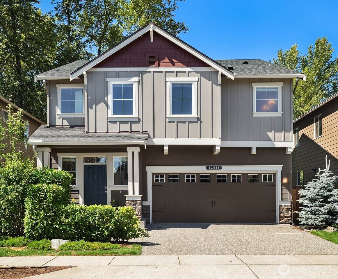 12611 37th Place - Photo 1