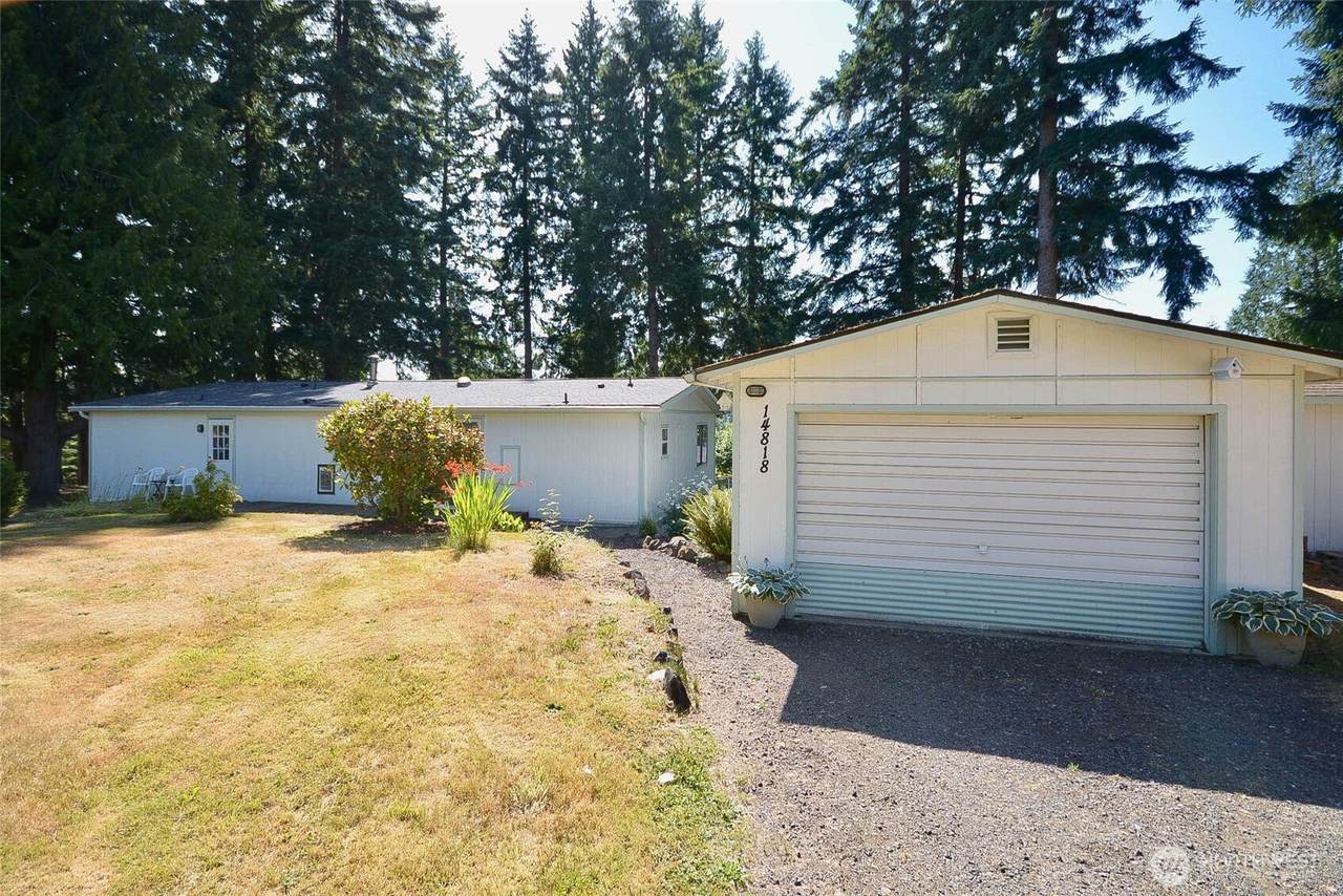 14818 Terrace Avenue - Photo 1