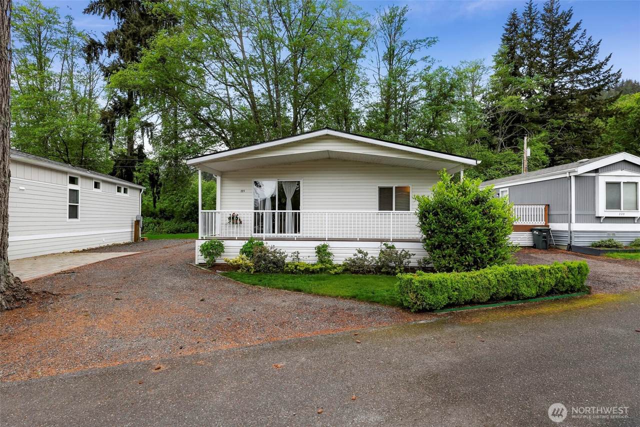 921 Autumn Lane - Photo 1