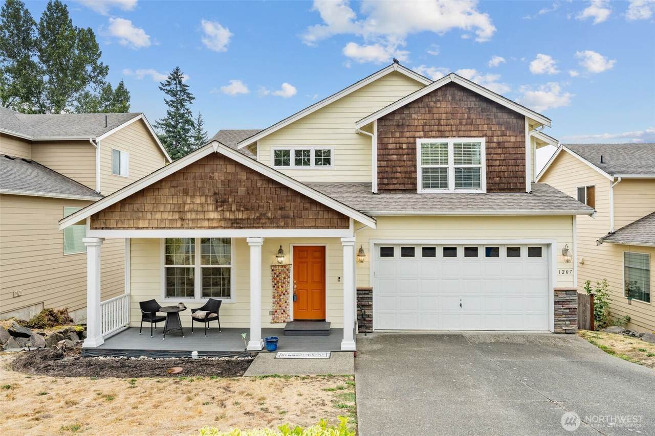 1207 10th Avenue - Photo 1