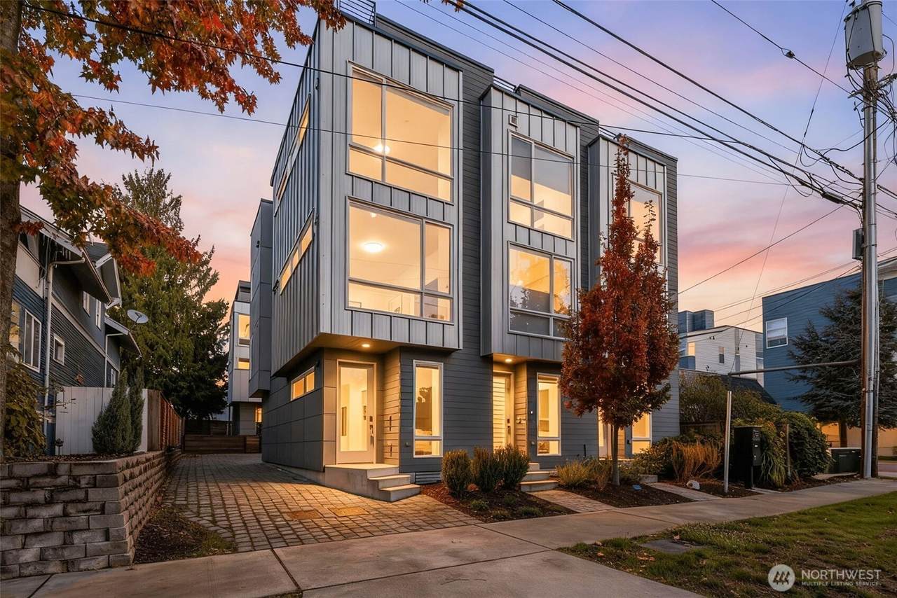 2444 C 64th - Photo 1