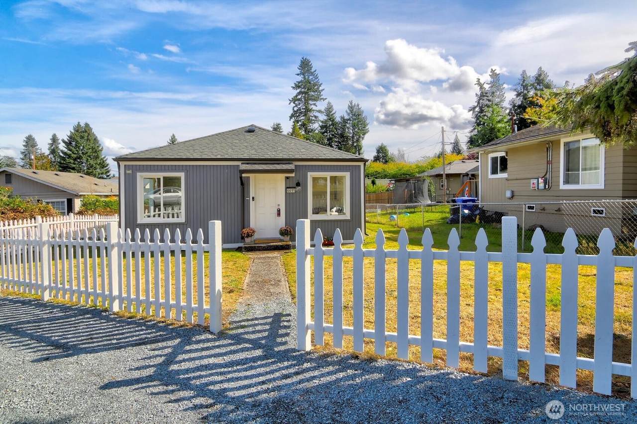 6611 Commercial Avenue - Photo 1