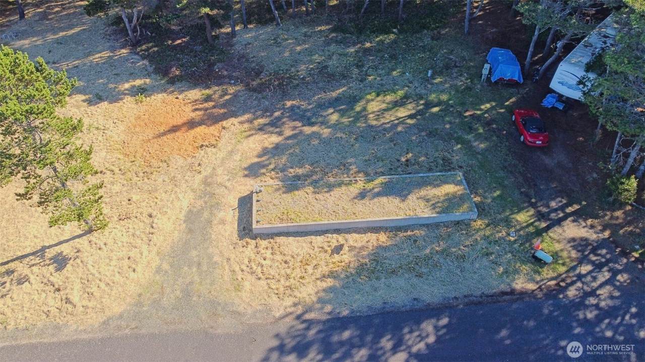 29906 H Street - Photo 1