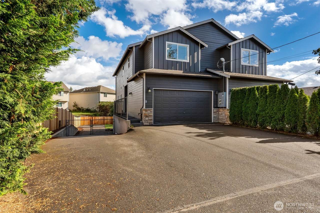 11517 Marino Avenue - Photo 1