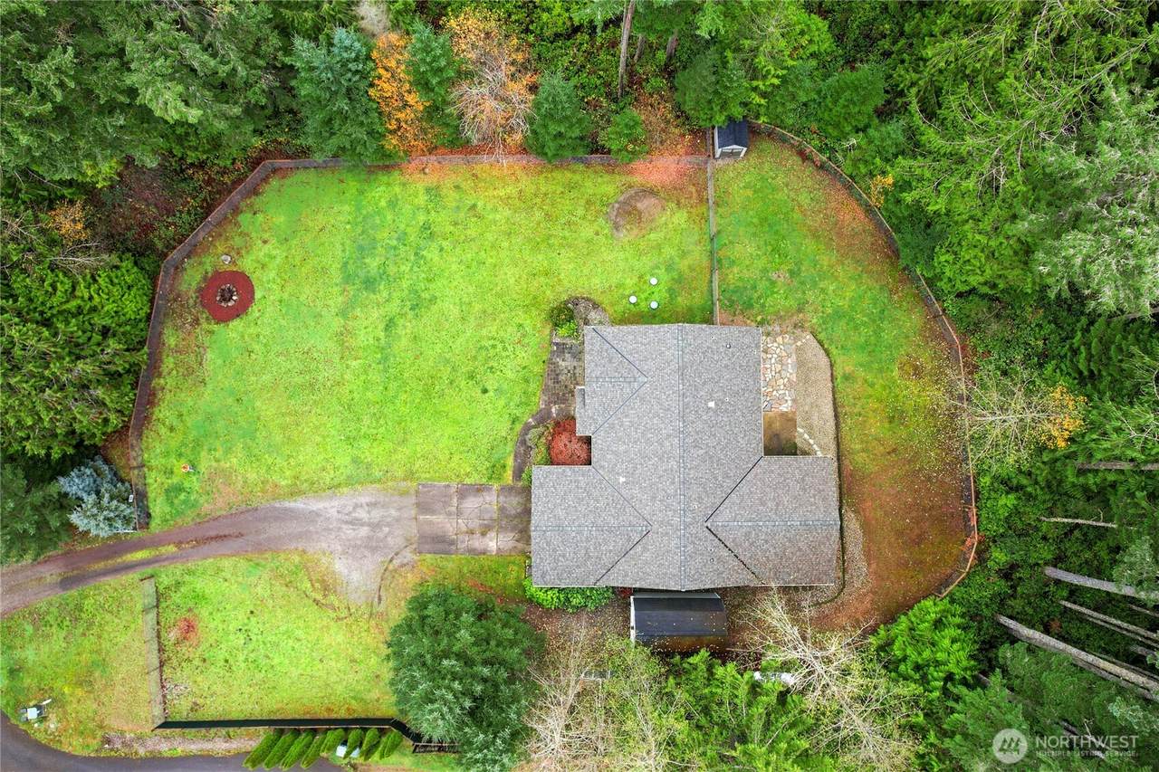 9818 138th Avenue - Photo 1