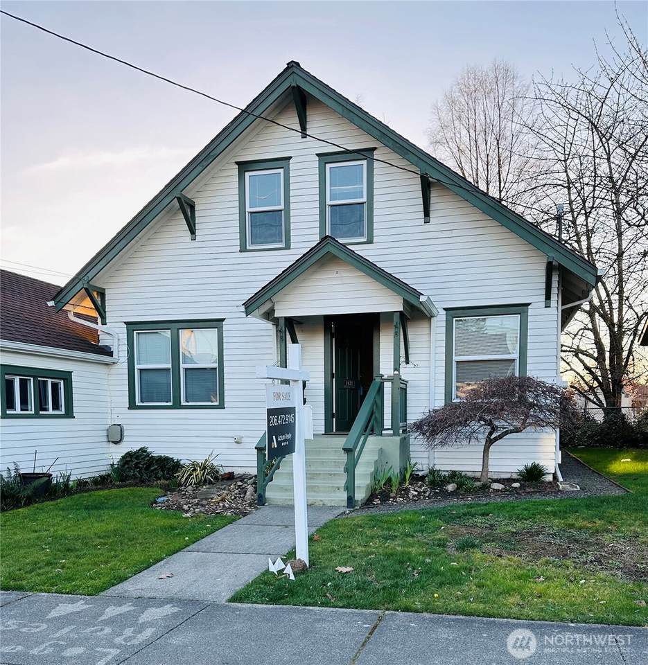 1621 Baker Avenue - Photo 1