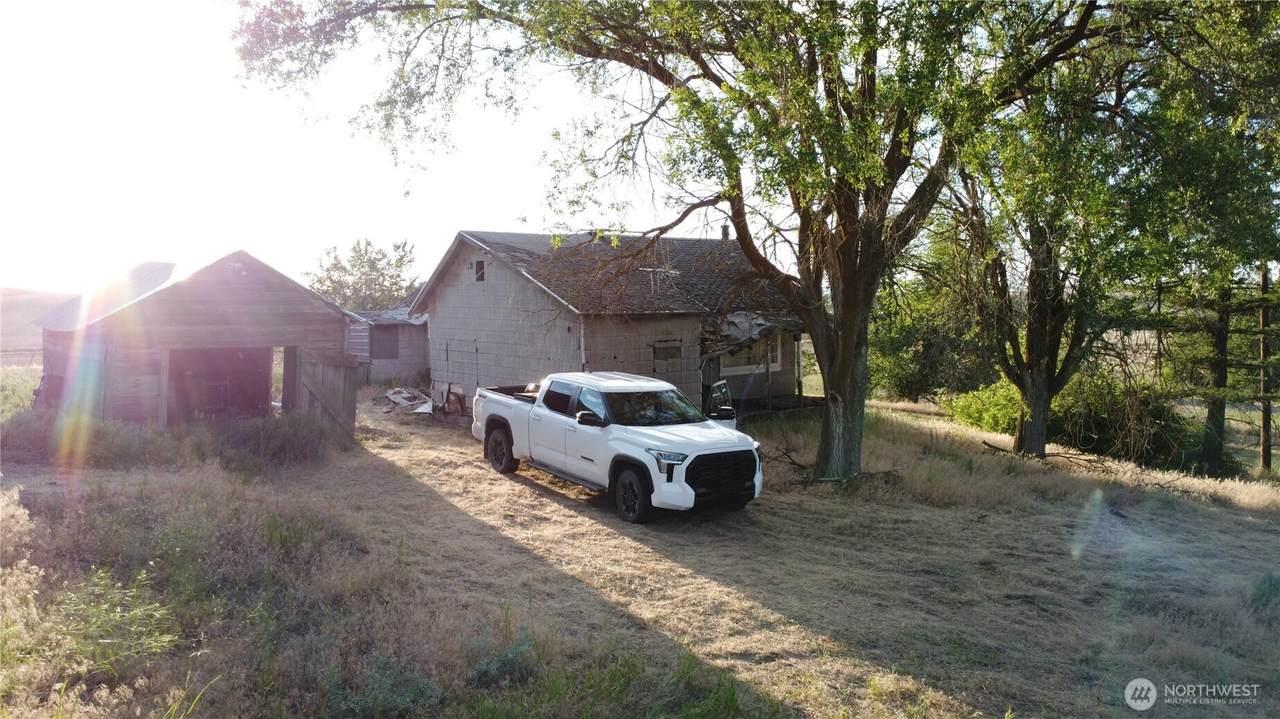 39681 Bluestem Road - Photo 1