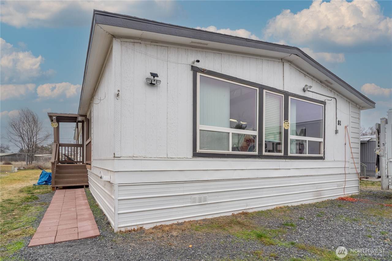 4815 Airway Drive - Photo 1