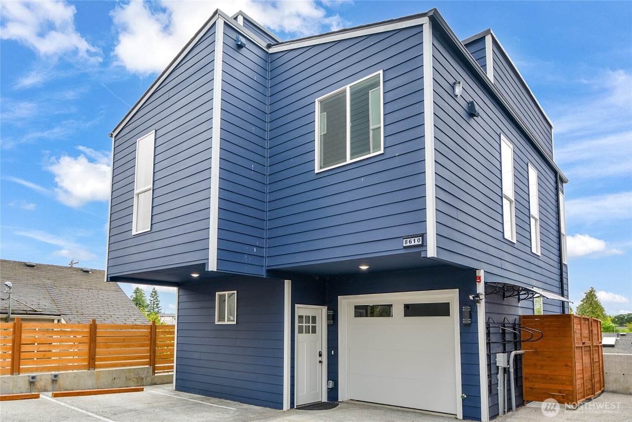 8610 42nd Avenue - Photo 1