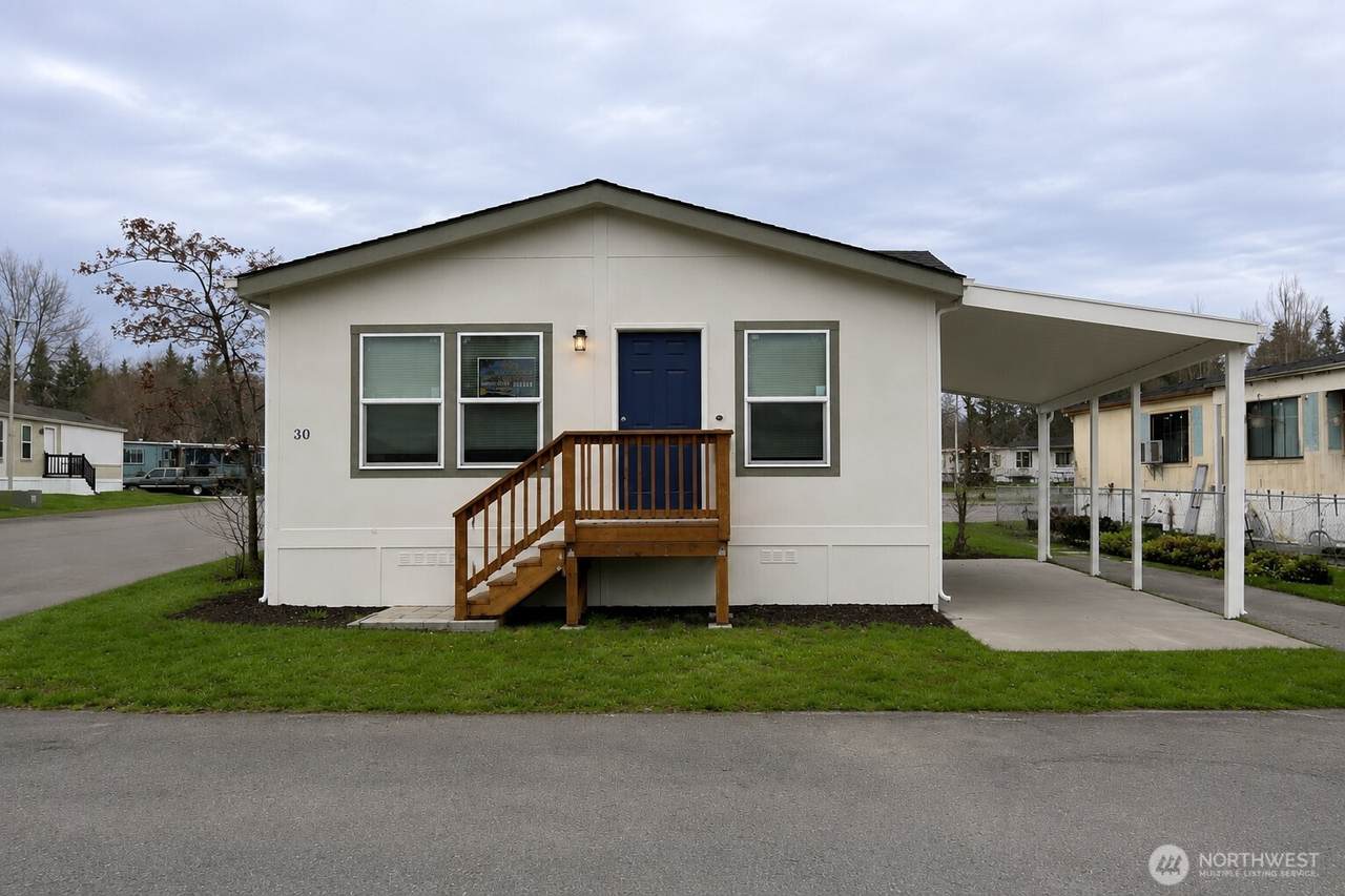 4501 Addy Street - Photo 1