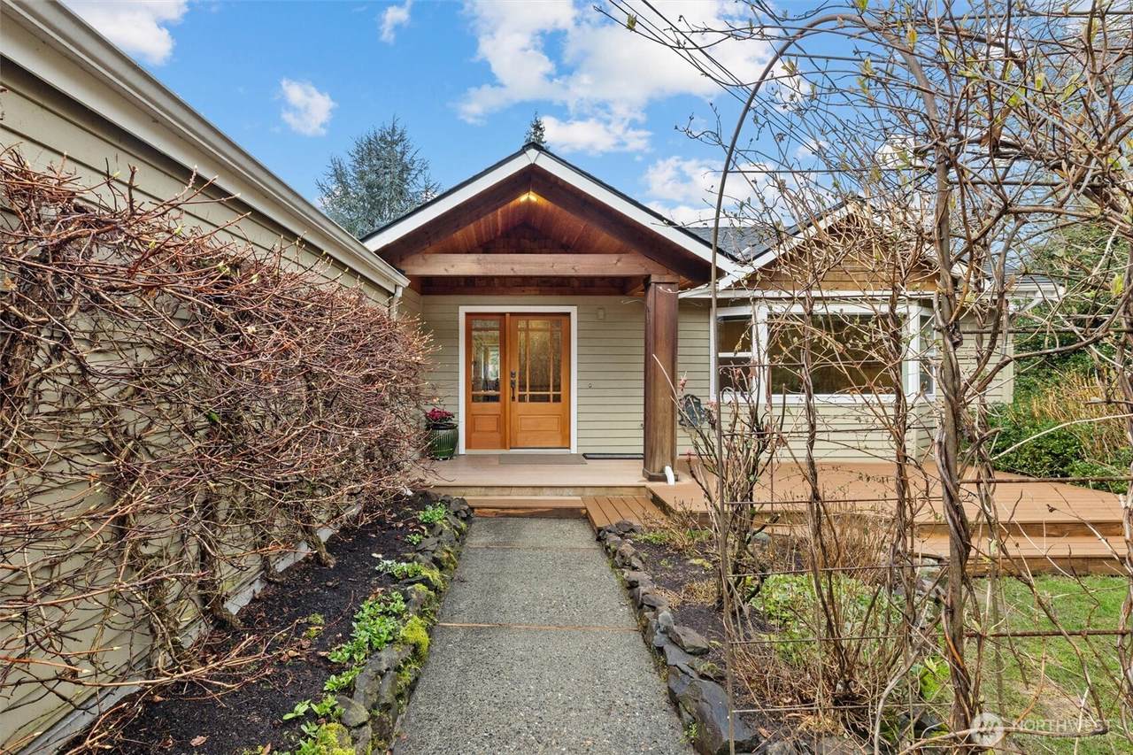 403 Slater Street - Photo 1