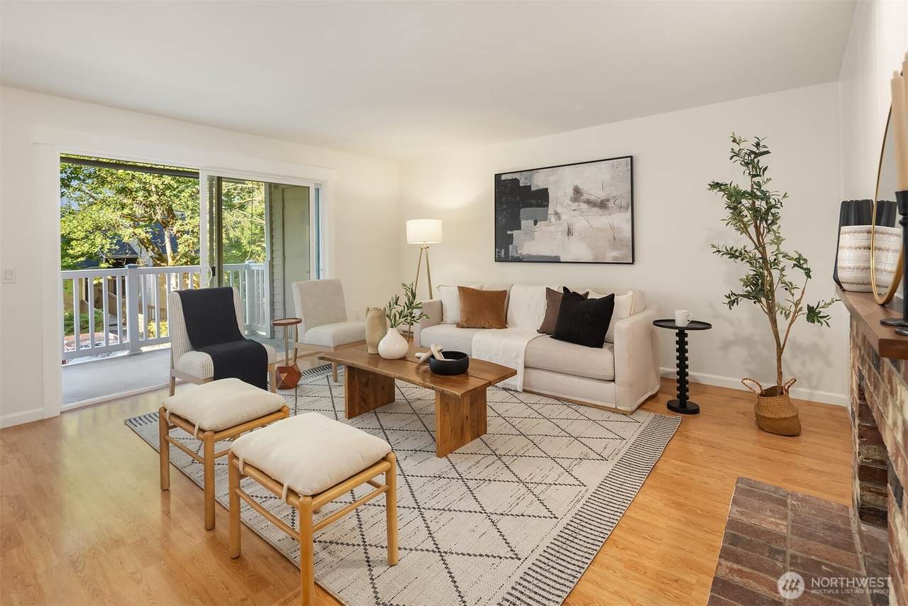 8652 164th Avenue - Photo 1