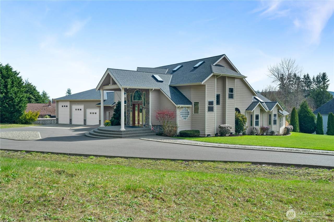 100 9th Street - Photo 1